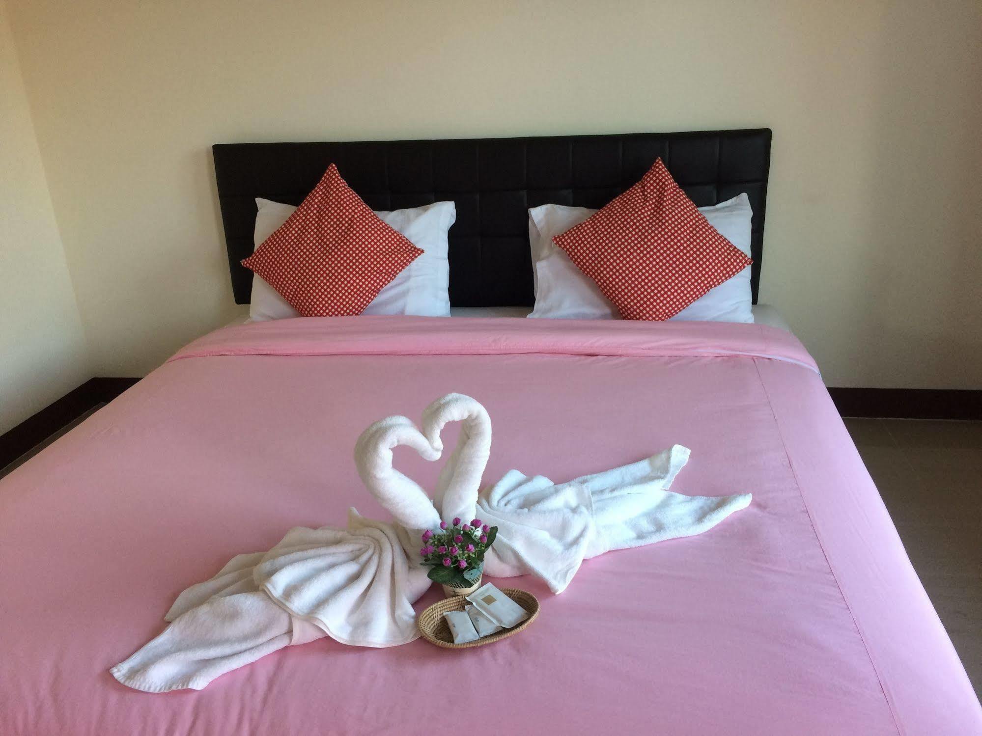 Thana Ville Resort Mae Sot Eksteriør bilde
